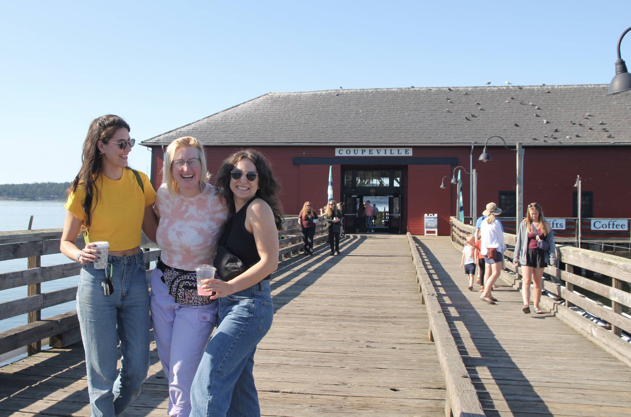 (Photo by Marina Blatt) Chelsea Reid, Tegan and Ellie Stewart spend a sunny day at the wharf.